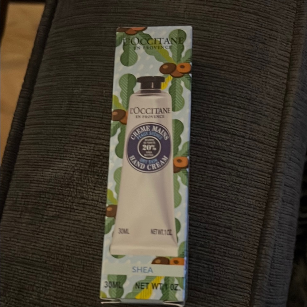 L'OCCITANE Shea Hand Cream - White and Green
